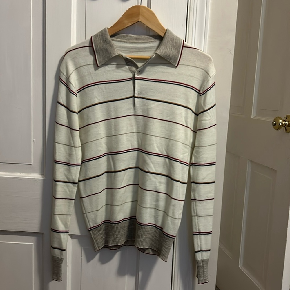 Pristine vintage collared sweater. Cream with burgundy/grey stripes.